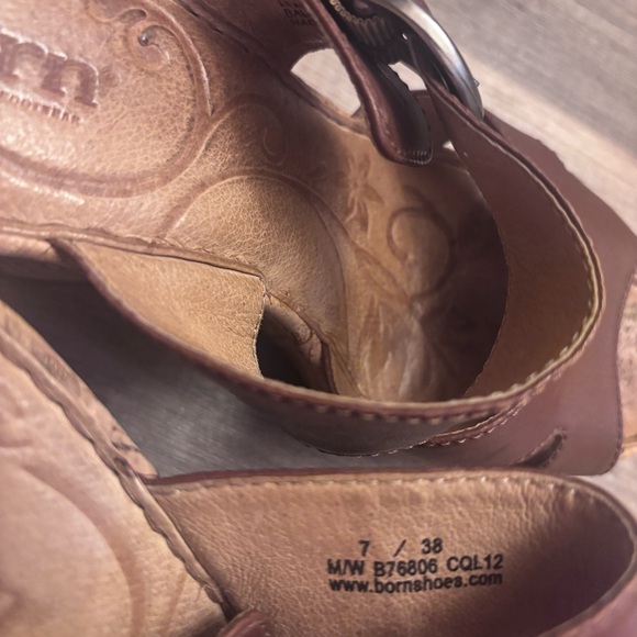 Born Women's Leather Brown Mules - Picture 6 of 6